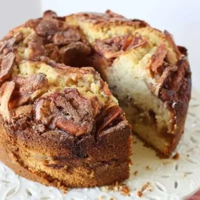 Different Jewish Apple Cake