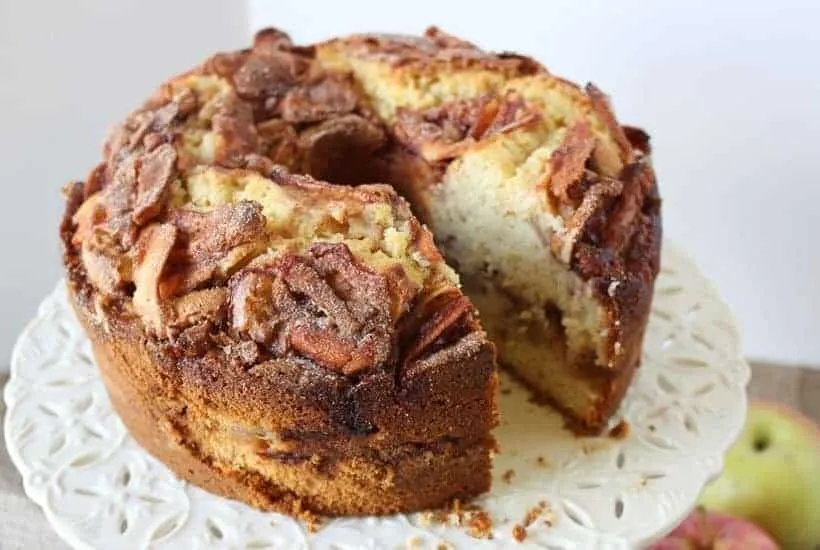 Different Jewish Apple Cake