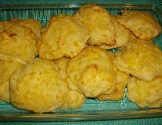 Dixie Stampede Garlic Cheese Biscuits