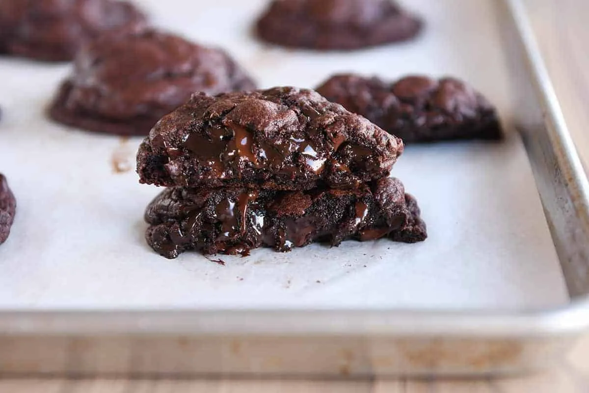 Double Rich Chocolate Cookies