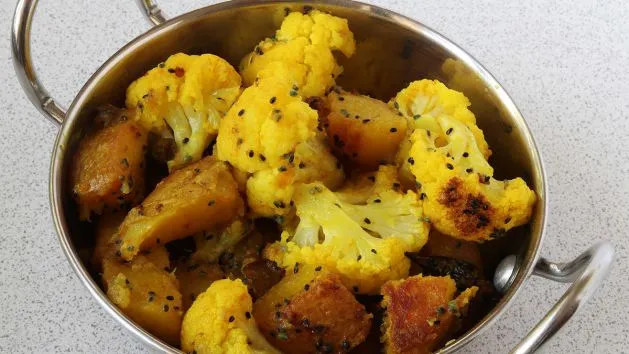 Dry Potato And Cauliflower