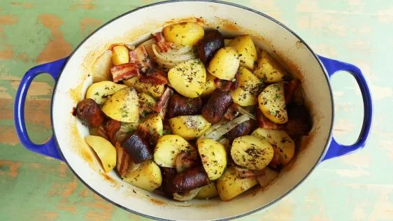 Dublin Coddle – Irish Sausage, Bacon, Onion