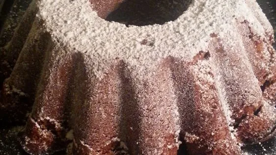 Dusted Chocolate Pound Cake