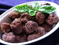 Dutch-Inspired Spicy Speculaas Meatballs Recipe