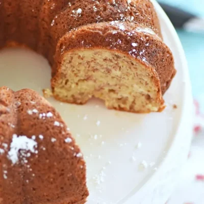 E Z Banana Creme Bundt Cake