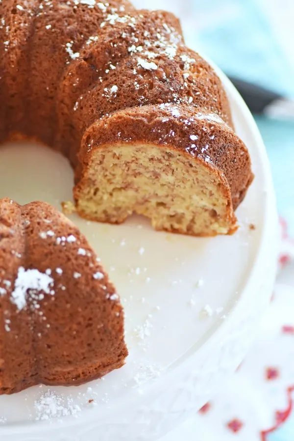 E Z Banana Creme Bundt Cake