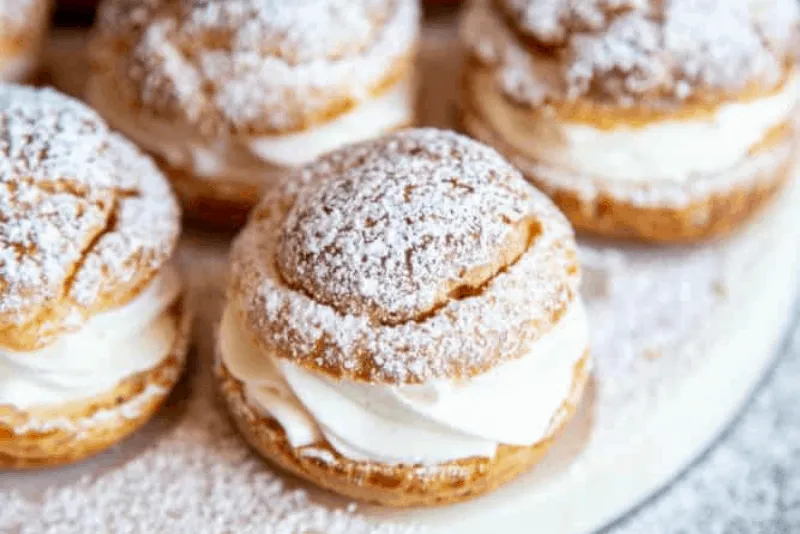 Easiest Cream Puffs