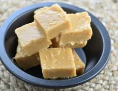 Easiest Peanut Butter Fudge Ever