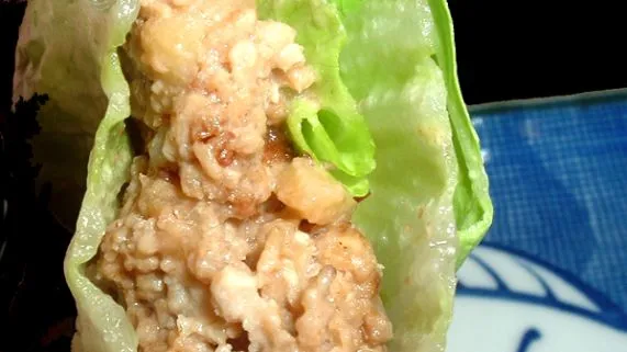 Easy Asian Chicken Lettuce Wraps