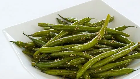 Easy Asian-Inspired Green Bean Stir-Fry Recipe