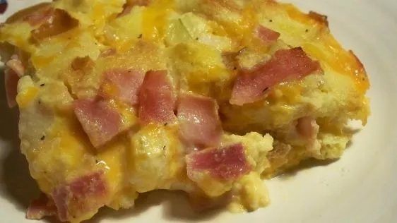 Easy Baked Ham N Egg Casserole