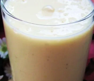 Easy Banana Peach Smoothie