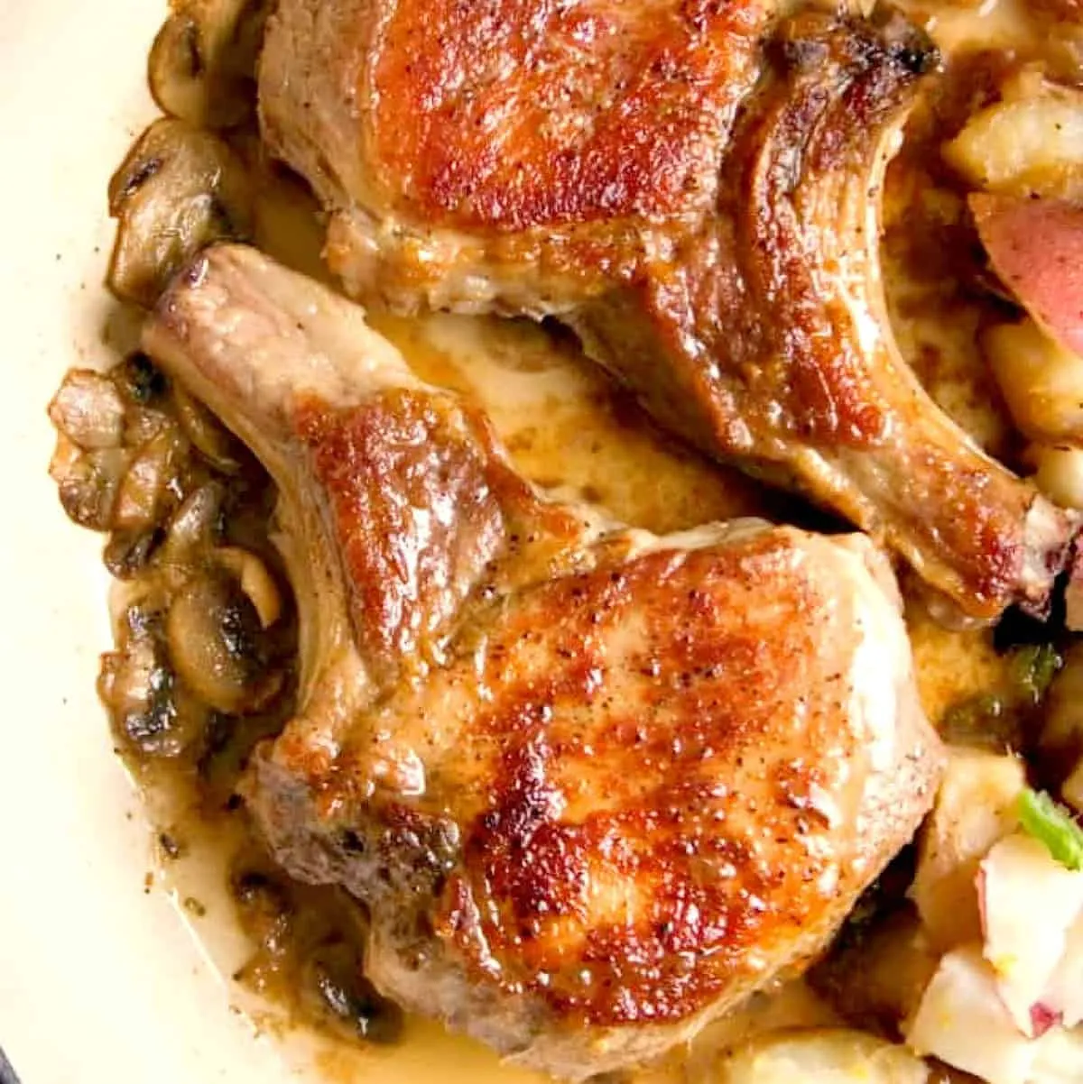 Easy Braised Pork Chops