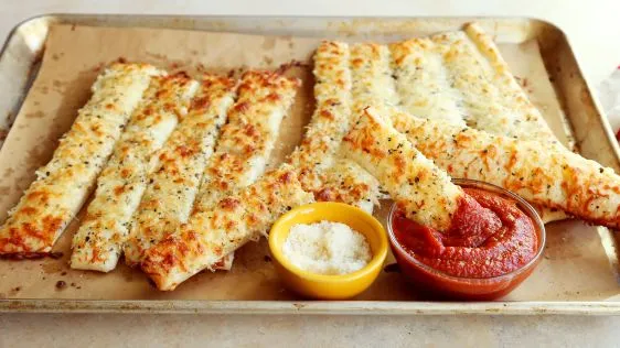 Easy Cheesy Breadsticks