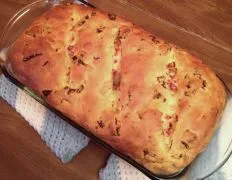 Easy Cheesy Pepperoni Bread