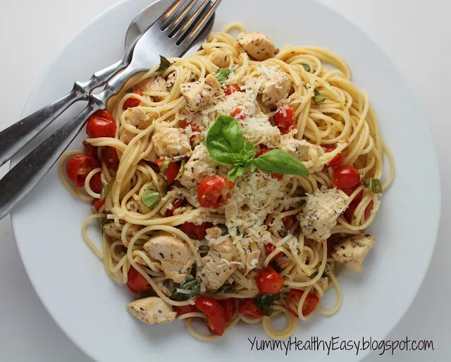 Easy Chicken and Grape Tomato Spaghetti Delight