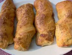 Easy Crescent Cheddar Twists