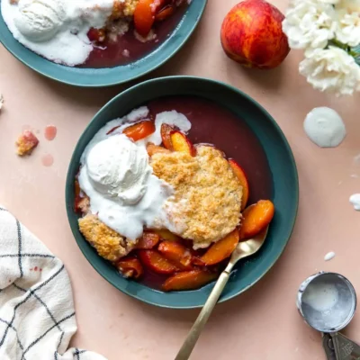 Easy Fresh Peach Cobbler