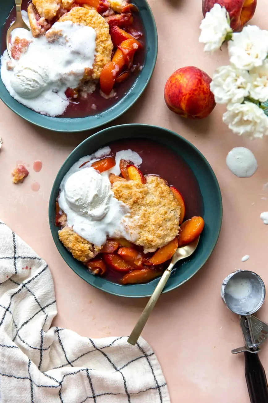 Easy Fresh Peach Cobbler