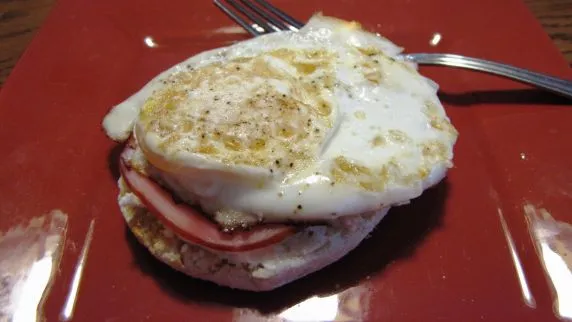 Easy Homemade Eggs Benedict Delight