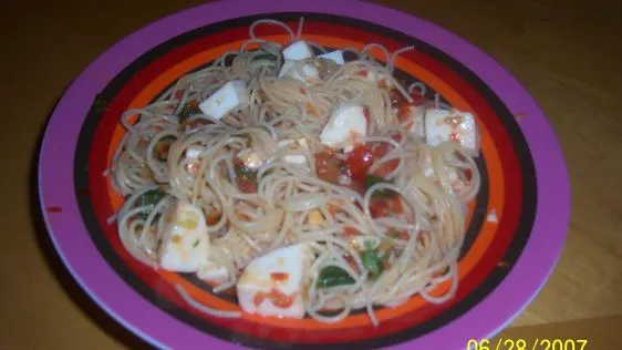 Easy Homemade Spaghettini with Fresh Checca Sauce Recipe