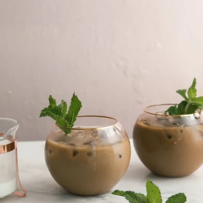 Easy Homemade Vanilla Iced Coffee Recipe