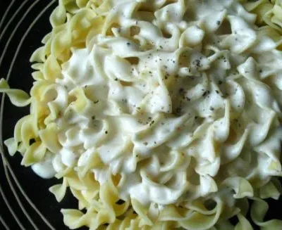 Easy Low-Fat Alfredo Sauce