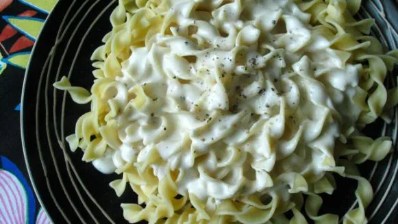 Easy Low-Fat Alfredo Sauce