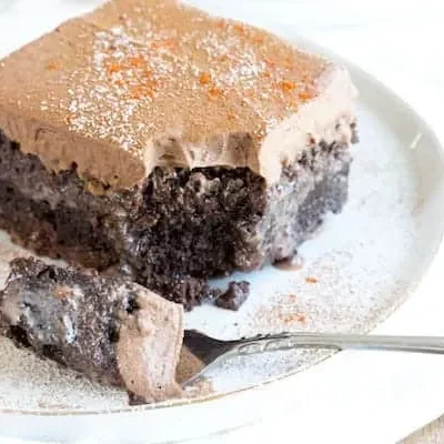 Easy Mexican Chocolate Cake