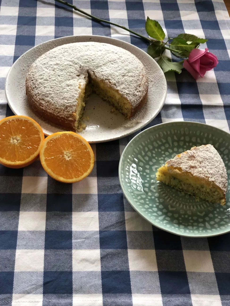 Easy Orange And Poppyseed Cake