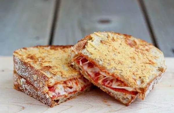 Easy Pepperoni Grill Cheese Sandwiches