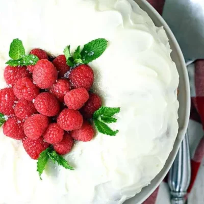 Easy Raspberry Cake