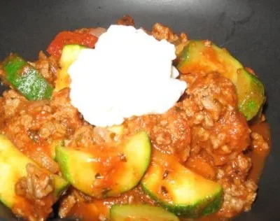 Easy Skillet Zucchini And Ground Beef Stir-Fry