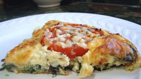 Easy Spinach and Tomato Frittata Recipe for a Healthy Breakfast