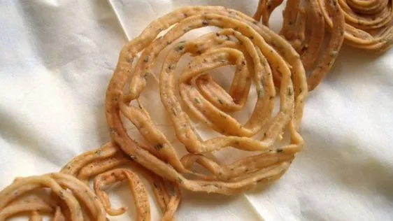 Easy Tasty Murukku