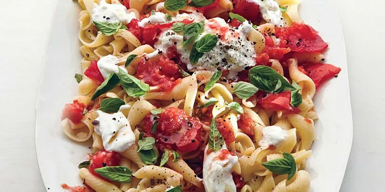 Easy Tomato Basil Pasta Recipe: A Quick & Flavorful Italian Classic