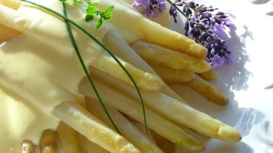 Easy White Asparagus Delight: A Simple & Elegant Recipe