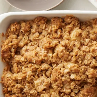 Easy And Delicious Homemade Apple Crisp Recipe