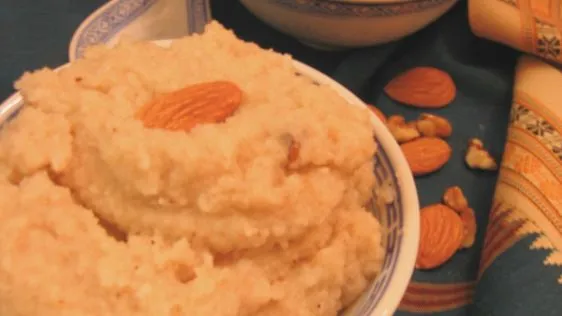 Easy and Delicious Semolina (Sooji) Halwa Recipe