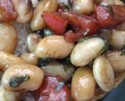 Easy And Healthy White Bean Bruschetta Recipe