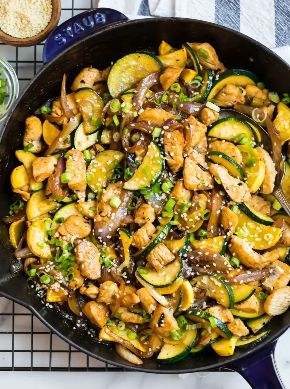 Easy and Healthy Zucchini and Yellow Squash Stir-Fry Recipe