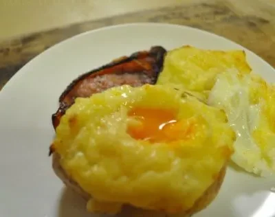 Eggs Baked In Potatoes