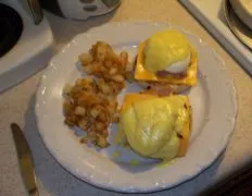 Eggs Benedict. Quick And Delicious