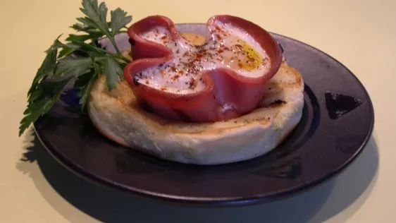 Eggs In Bologna Cups