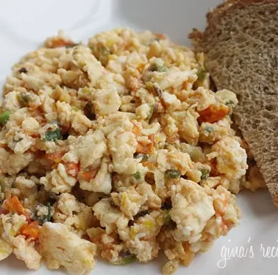 Eggs With Scallions And Tomatoes