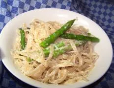 Fettuccine With Fresh Asparagus And Lemon Cream