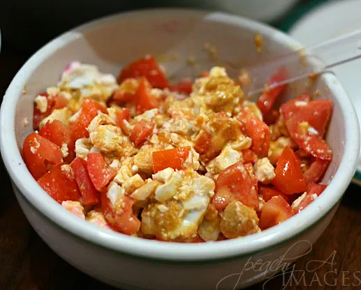 Filipino Itlog Na Maalat At Kamatis Egg And Tomato