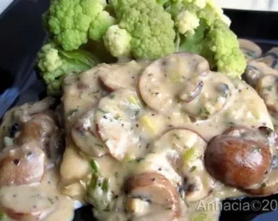 Fish Fillets With Mushroom- Lemon Sauce