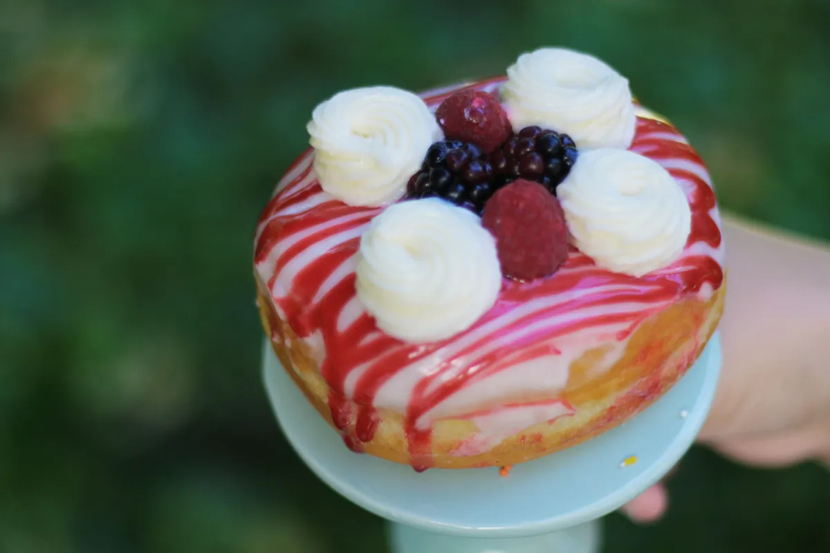 Fluffly Cake Doughnuts