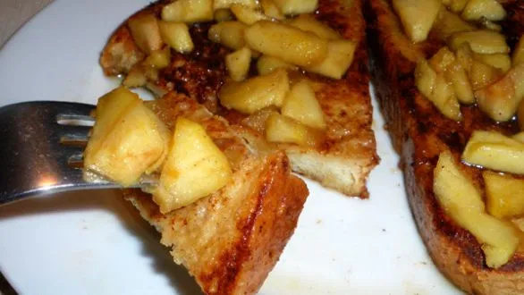 French Toast With Apple Sizzle Foodfit